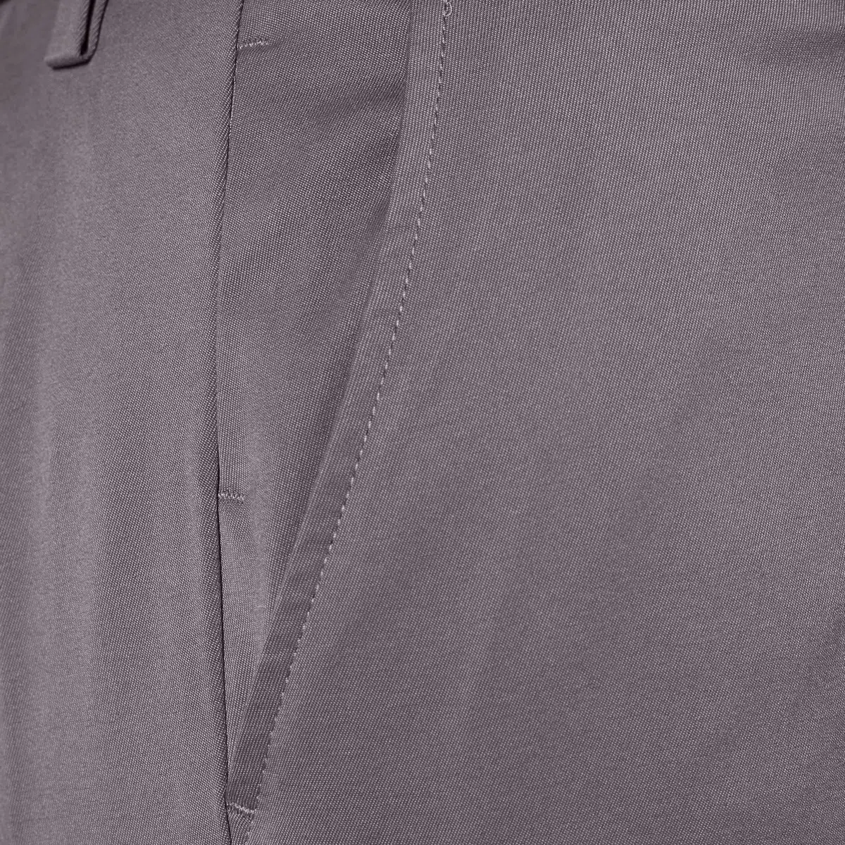 Amazon Essentials Pantaloncini da Golf Elasticizzati vestibilità Aderente Uomo