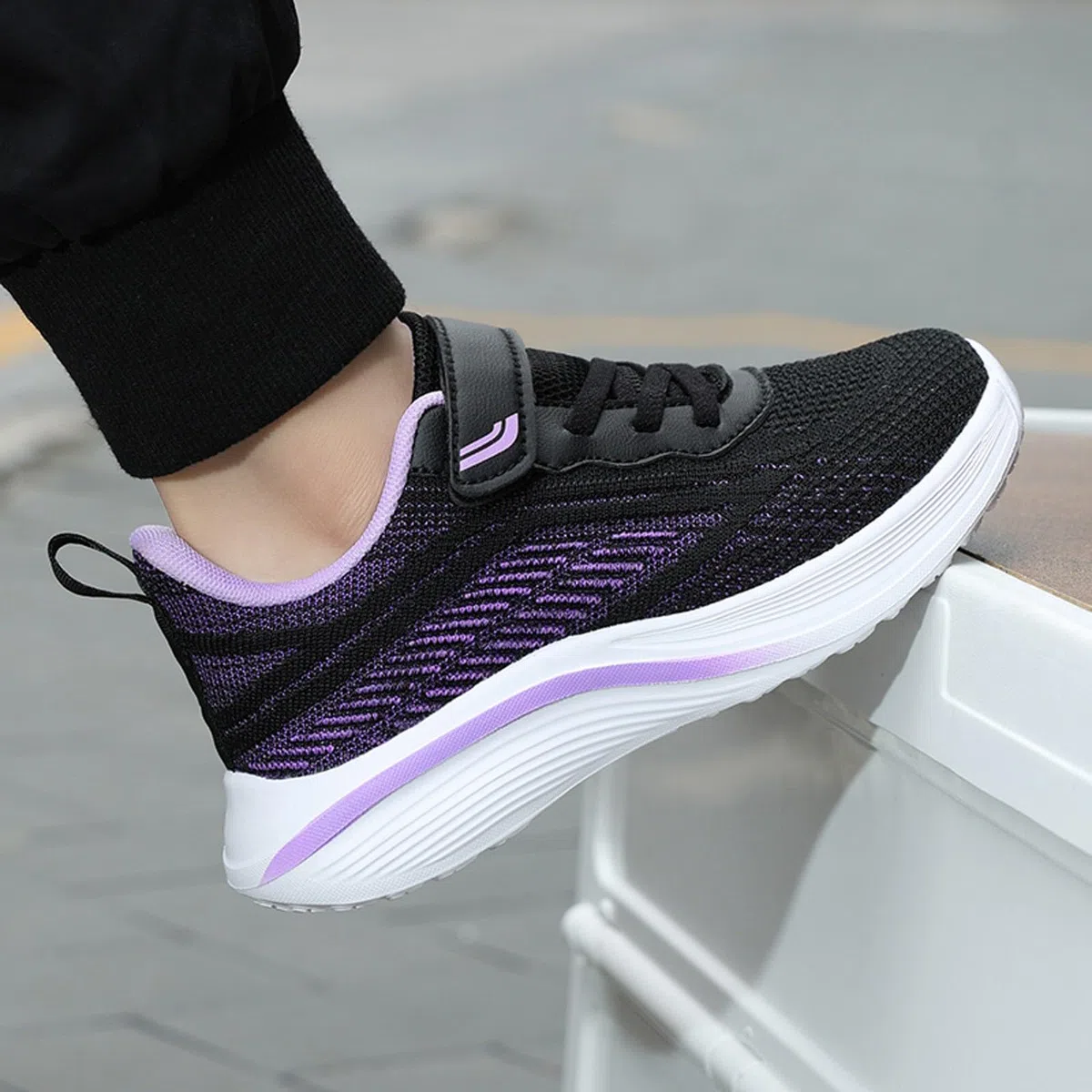Sneaker Bambino Ragazza Ragazzo 28-39 EU con Strappo Chiusura e Rete Traspirante Scarpe da Ginnastica Confort Antiscivolo con Suola Ondulata​ per Montagna Trekking Basket Tennis