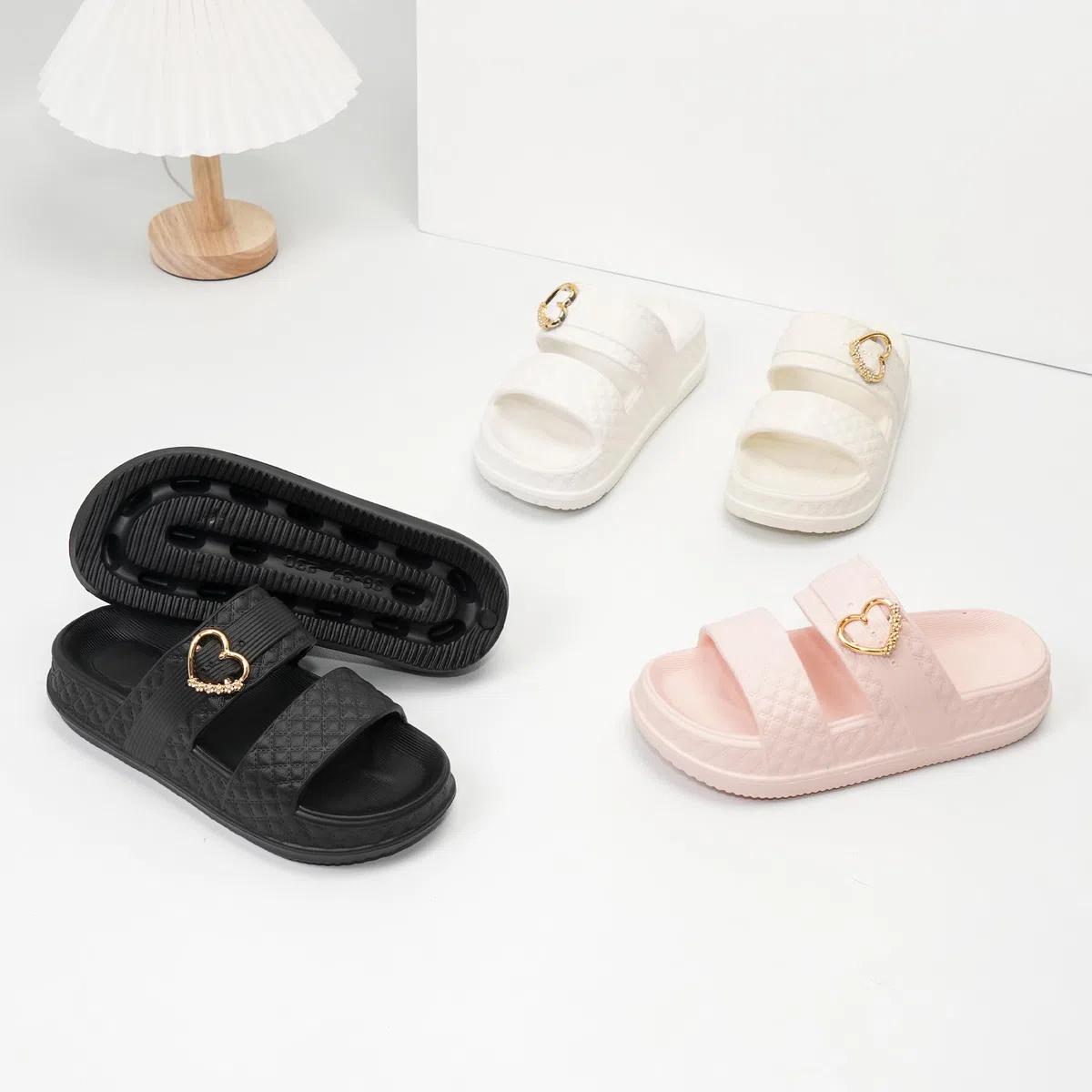 JOMIX Ciabatte Donna Platform con Fibbia a Cuore Estive EVA Sandali Comodi e Antiscivolo per Casa Doccia Piscina Mare Spiaggia