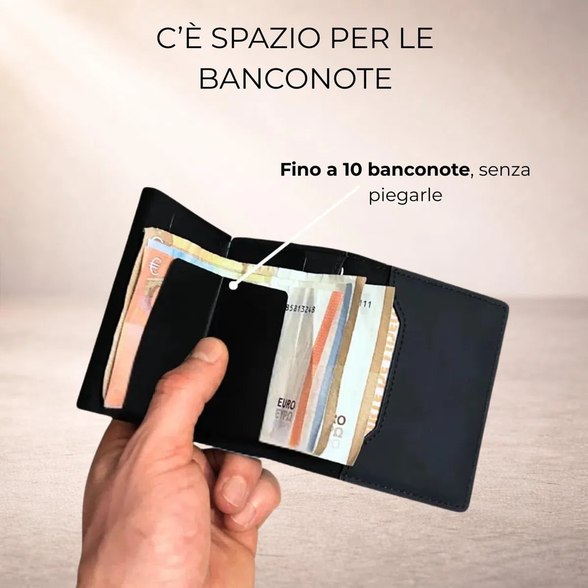 Bluvella 2.0 Portafoglio Uomo Compatto con Protezione RFID, Porta Carte Slim con Accesso Rapido, Porta Monete con Zip e Chiusura Magnetica, Design Elegante e Funzionale (Nero)