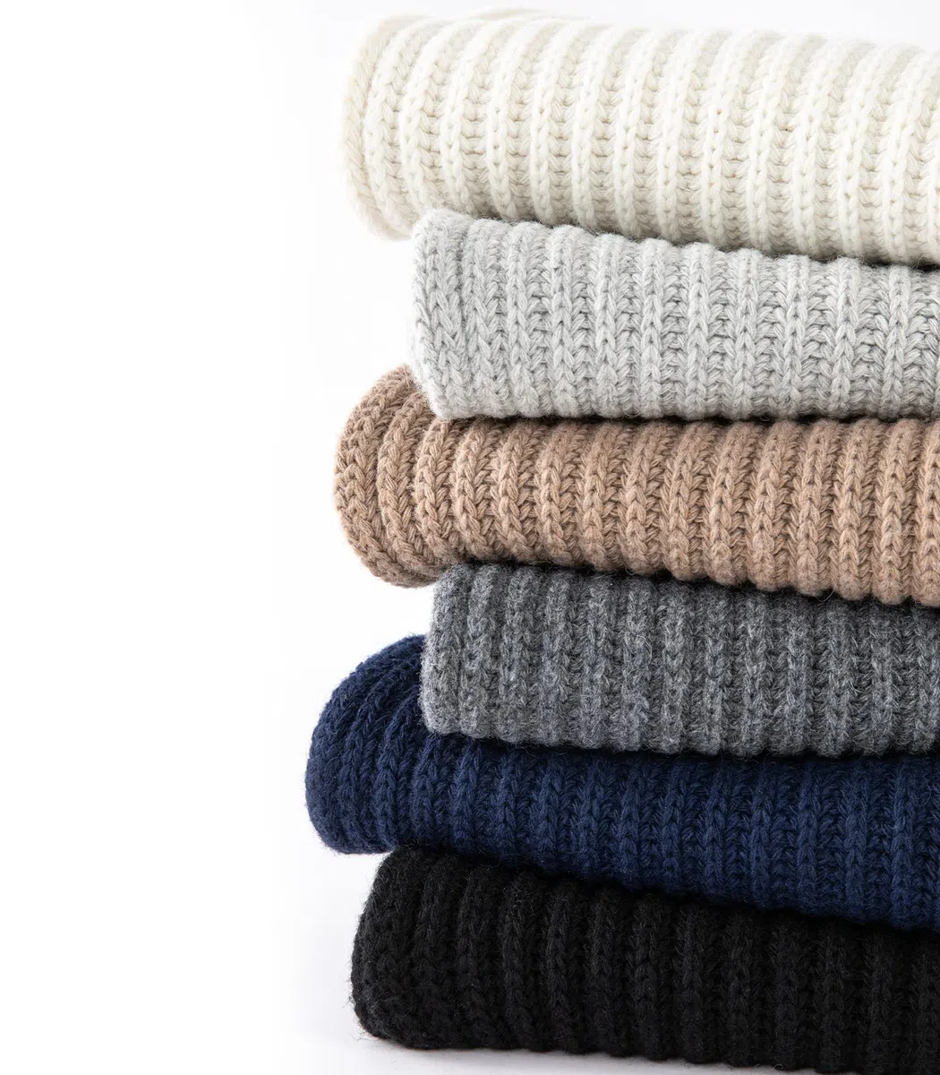 2PCS Set di Sciarpe Beanie in Maglia di Lana Merino per Uomo e Donna, Sciarpe Lunghe Invernali Morbide e Calde con Cappello Beanie di Lana