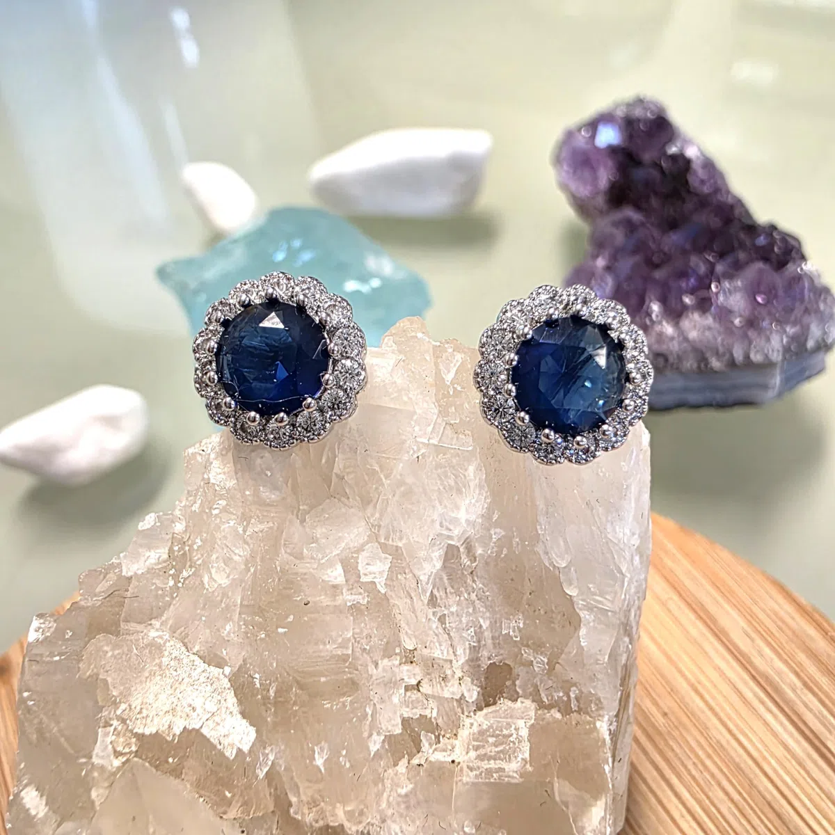 Crystalline Azuria 18ct Placcato Oro Bianco Rotondo Zirkonia Cristalli Orecchini Pendenti Orecchini a Lobo Gioielleria per Donne e Bambina