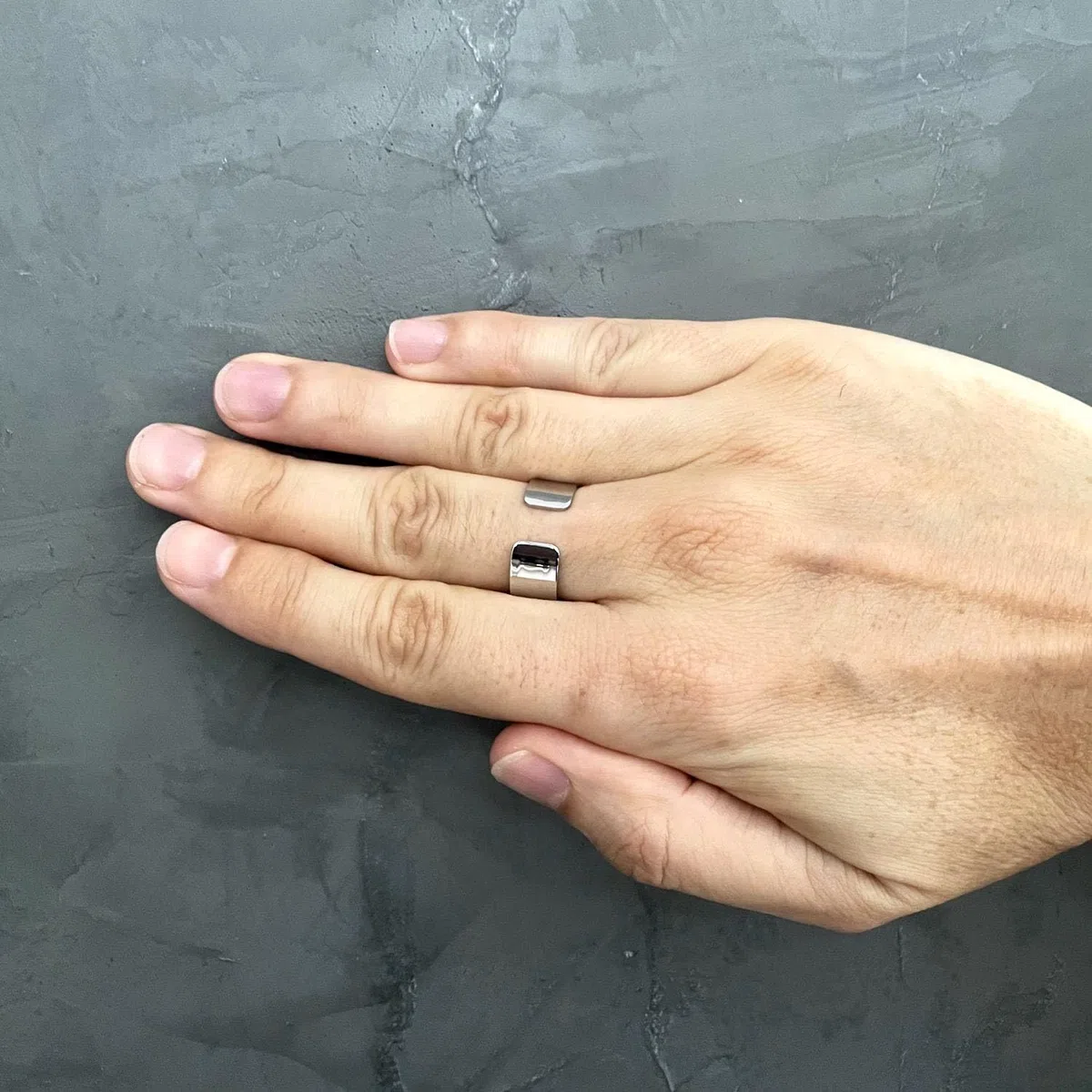 ZENSE - Anello aperto da uomo regolabile in acciaio lucido ZR0182