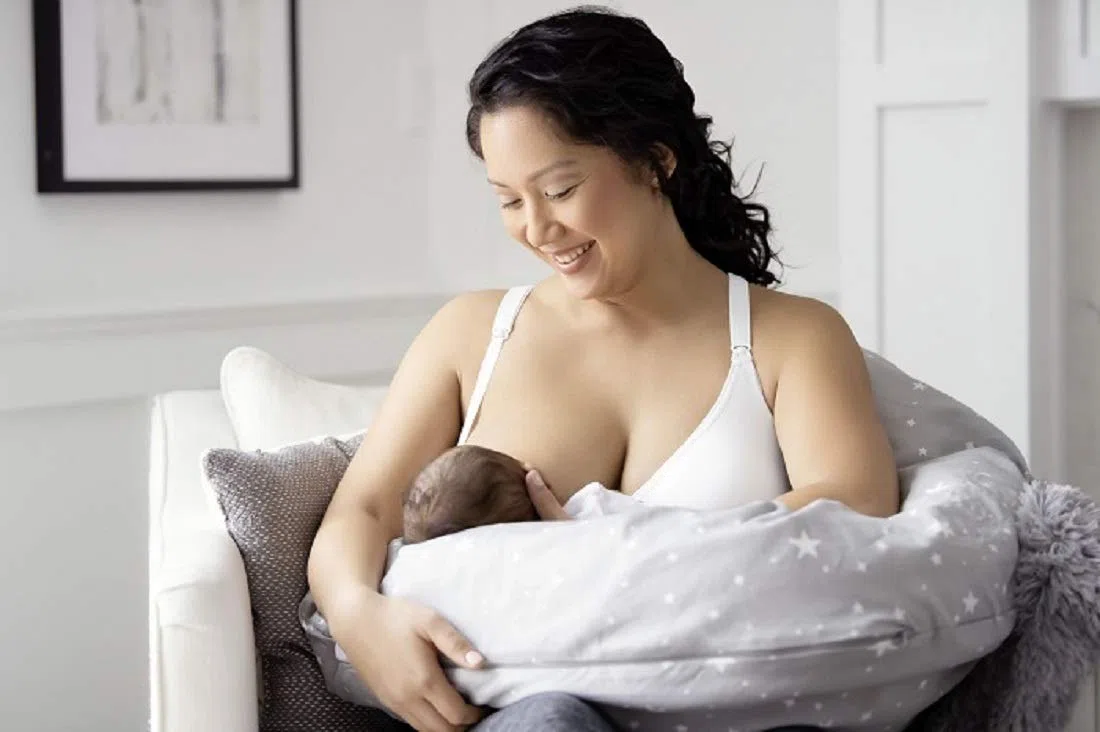 Medela Medela Komfort Top Top con Reggiseno Integrato Donna (Pacco da 1)