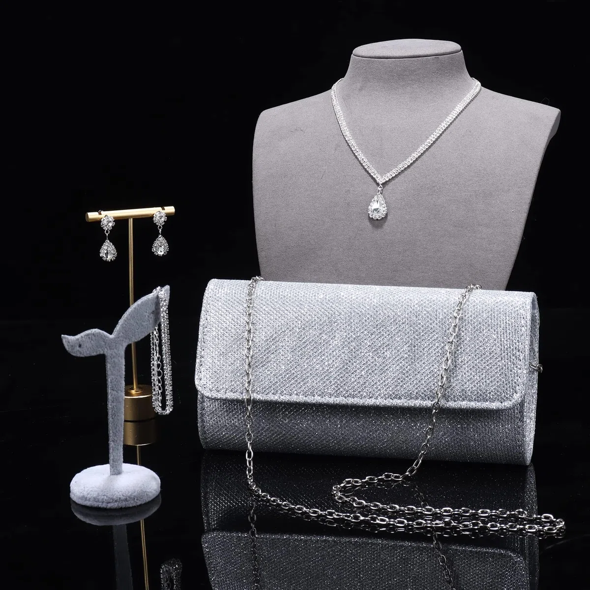 JeryWe 4Pcs Sliver frizione borsa gioielli set per le donne sera strass borsa di cristallo collana orecchini bracciali Set accessori d'argento per le donne sposa gioielli