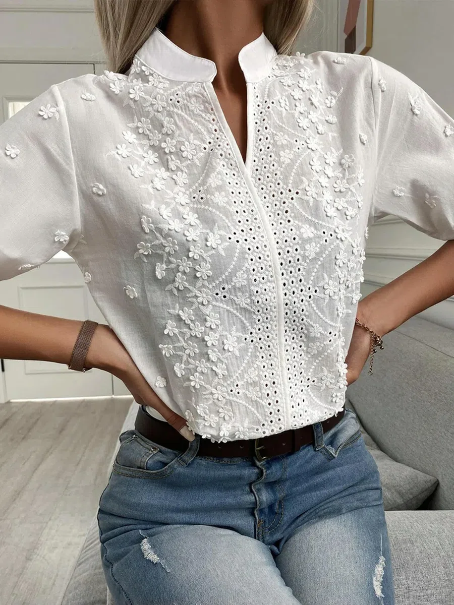 Camicetta Estiva in Pizzo con Ricamo Floreale Moda Donna Scollo a V Camicia Casual Chic Manica Corta Svasata Top Elegante