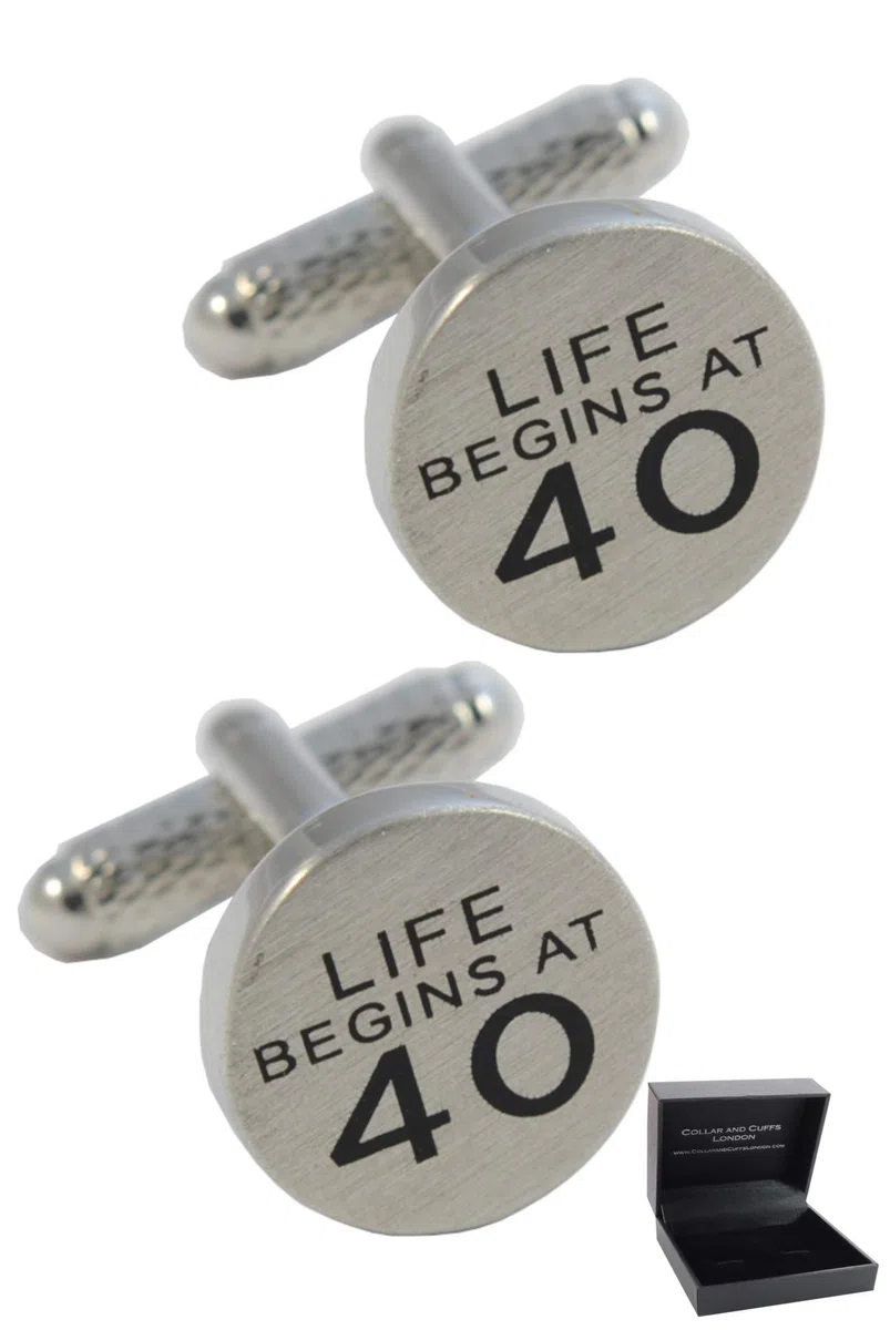 Gemelli Camicia Uomo 40 Anni - Con Scatola - Life Begins at 40 - Ottone - Colori Argento e Nero - Un Paio