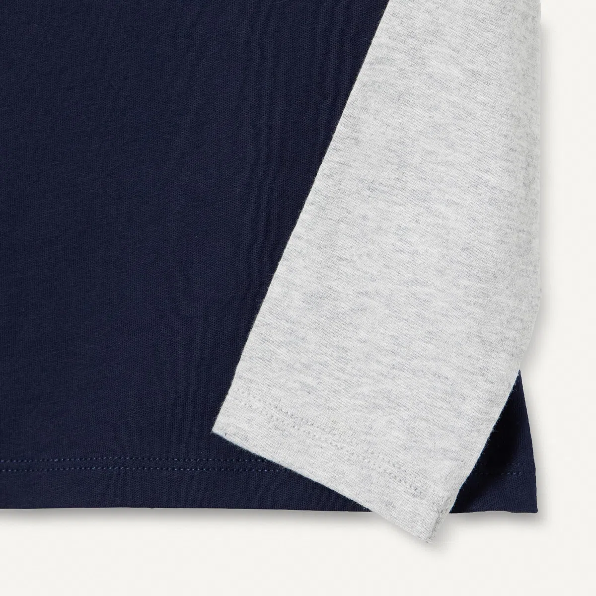 Amazon Essentials Maglie a Maniche Lunghe in Cotone Bambini e Ragazzi, Pacco da 3