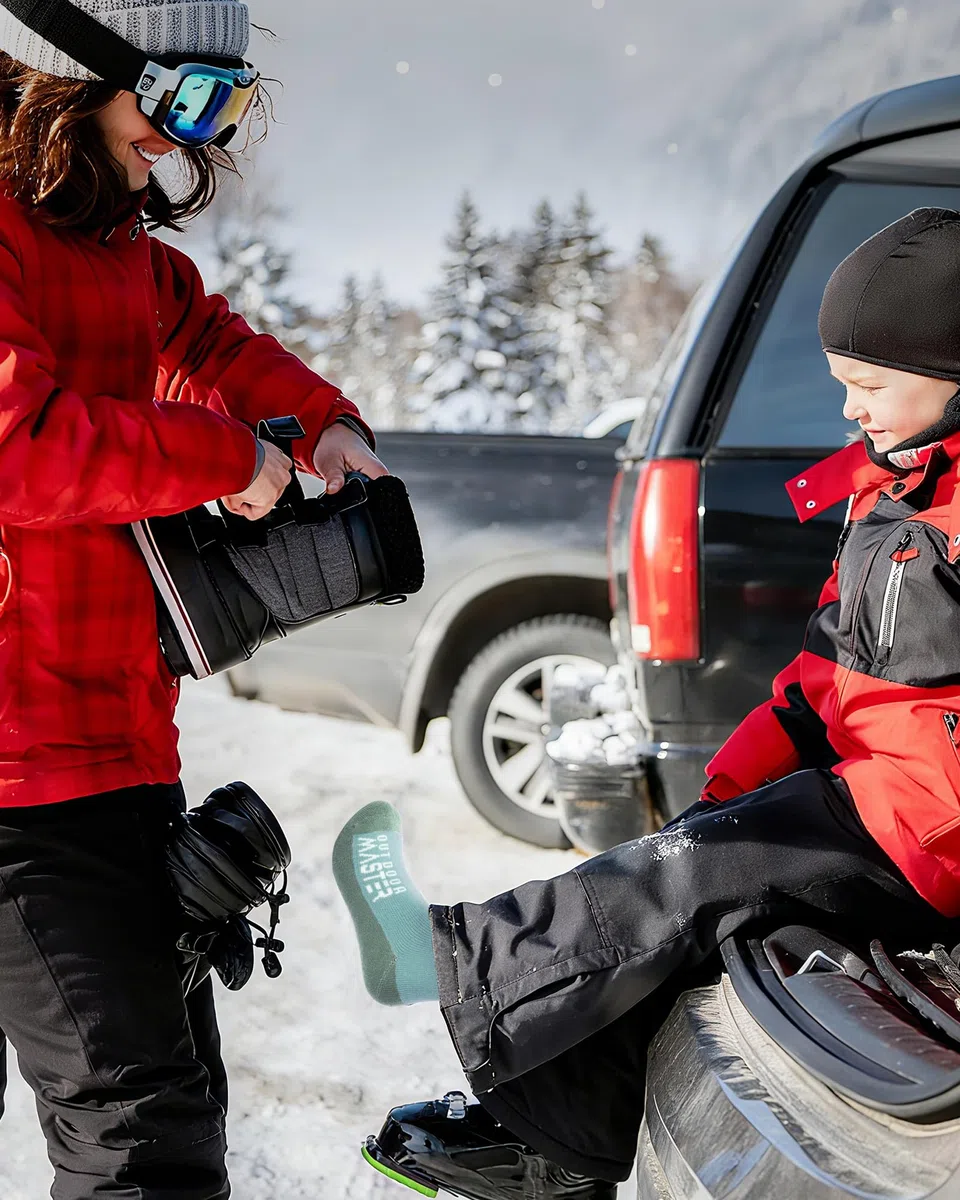 OutdoorMaster 2 Paia Lana Merino Calze da Sci per bambini, Calze Invernali da Snowboard Traspiranti per Ragazze/Ragazzi per Sport All'aria aperta con Sopra il Polpaccio Design/Polsini Antiscivolo