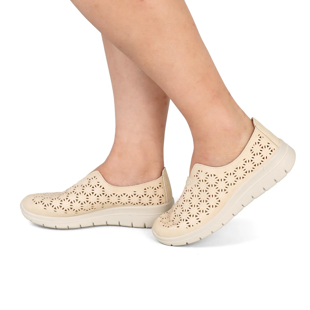 JOMIX Scarpe Donna Slip-On Traforate, Sandali Casual Comodi Antiscivolo Leggeri Traspiranti, Suola Ammortizzante per Casa, Passeggio e Tempo Libero