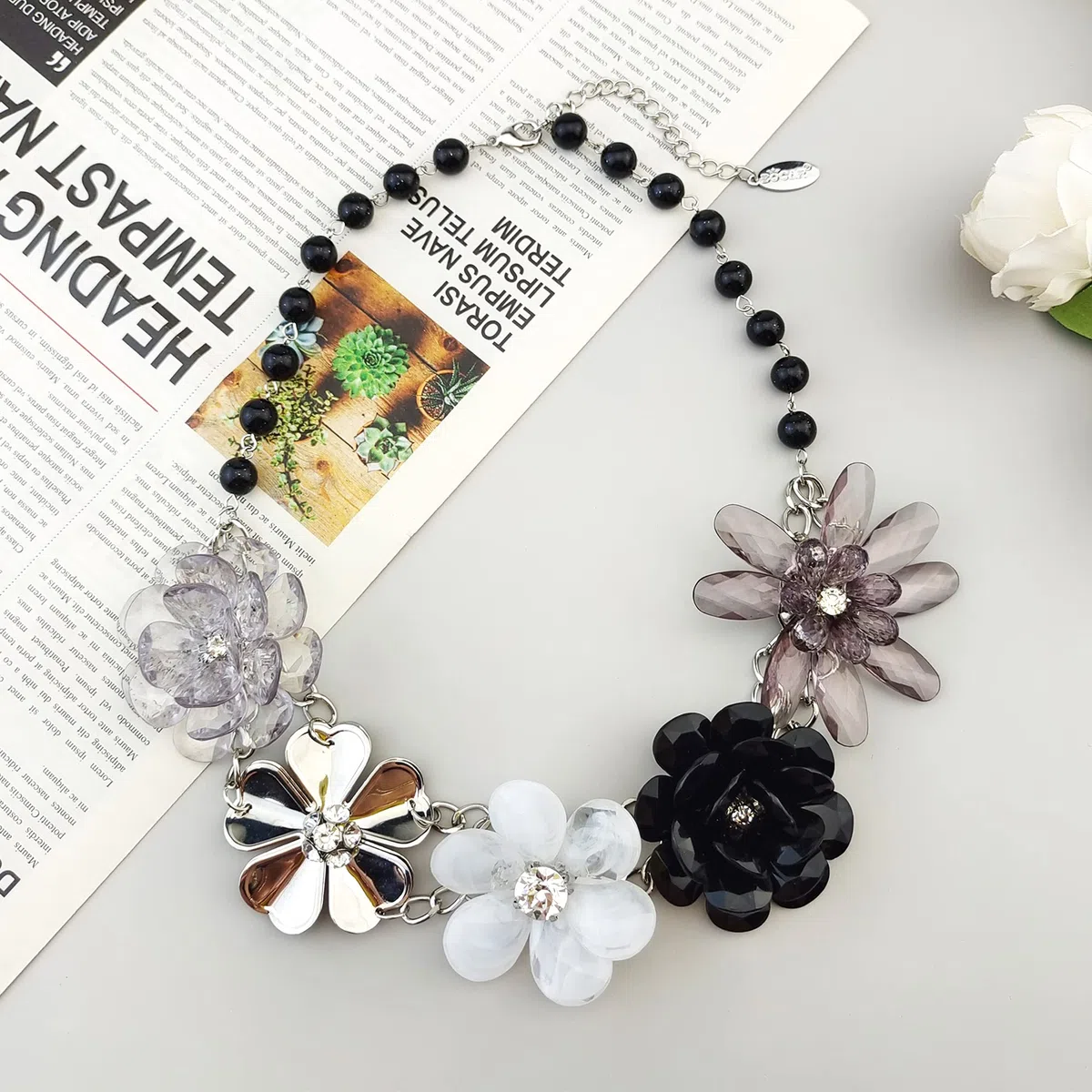 Bocar 5 fiore intrecciato cristallo Statement Chunky collana Bib collare gioielli di perle per le donne (NK-10127)