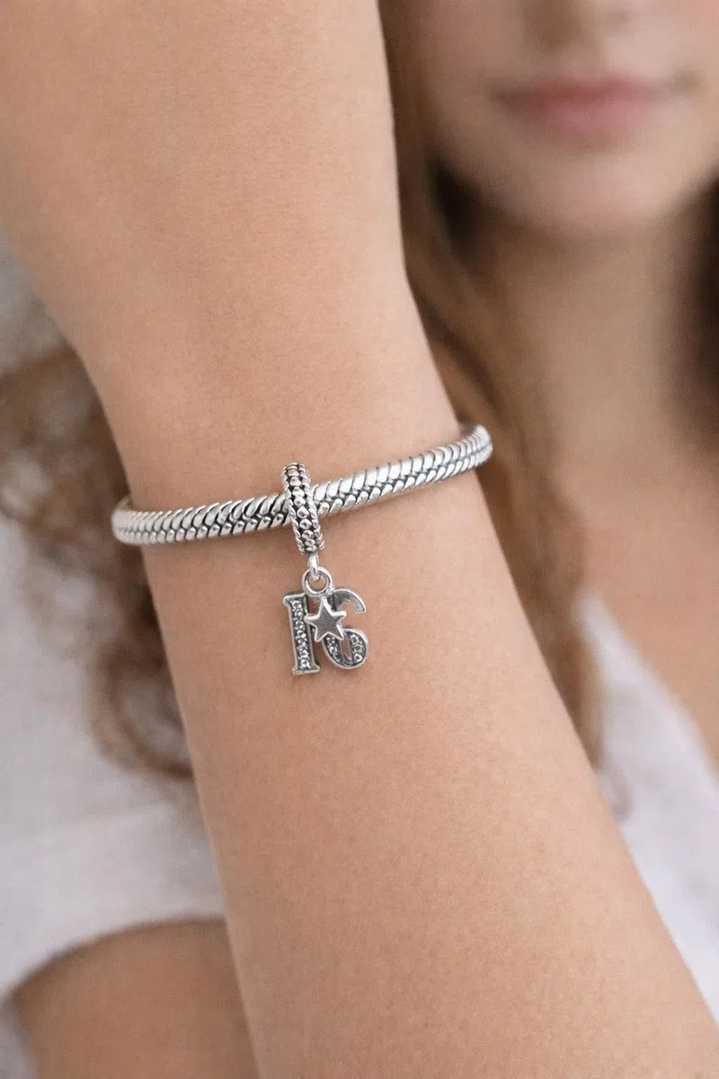 Charm Compatibile Tutte Marche Anni Compleanno Anniversario Laurea Ciondoli Originale Charming Beads Argento 925 Mamma Bead Portafortuna Cuore Famiglia Natale Donna