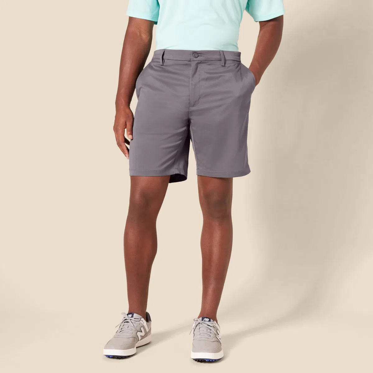 Amazon Essentials Pantaloncini da Golf Elasticizzati vestibilità Aderente Uomo