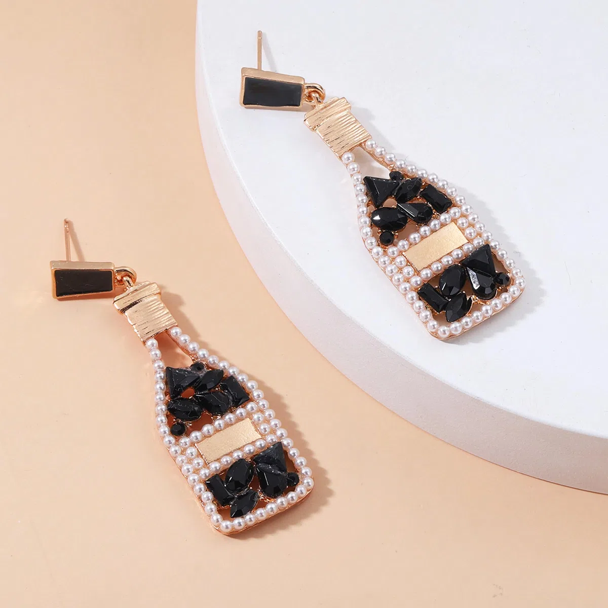 Champagne Earrings for Womens Beaded Champagne Bottle Earrings Margarita Earrings Tequila Earrings Crystal Wine Glass Dangle Earrings Party Celebration Jewelry Gifts (D: tequila earrings)