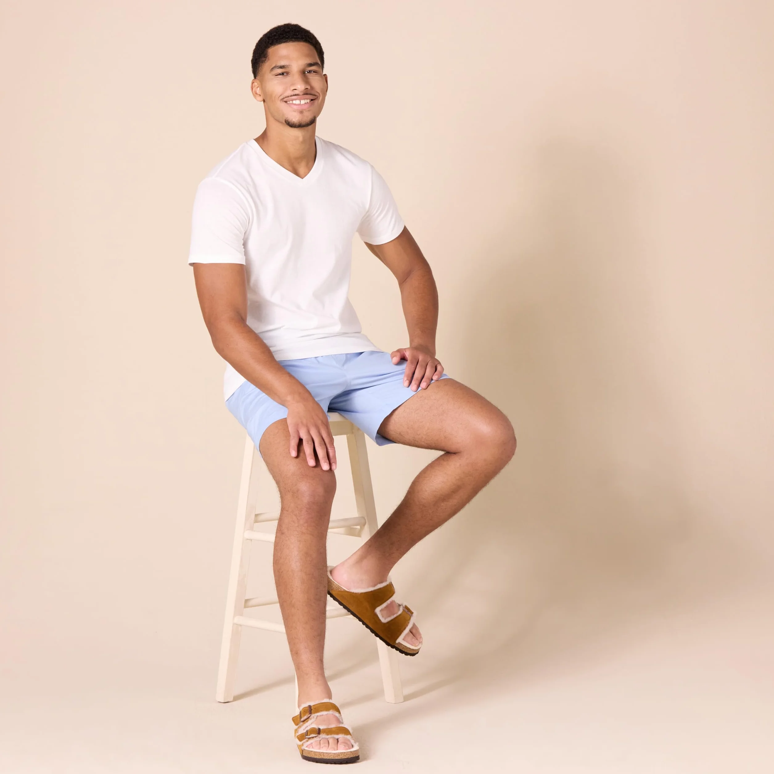 Amazon Essentials Maglietta Intima Con Scollo A V, Traspirante, In Cotone Uomo, Pacco da 6