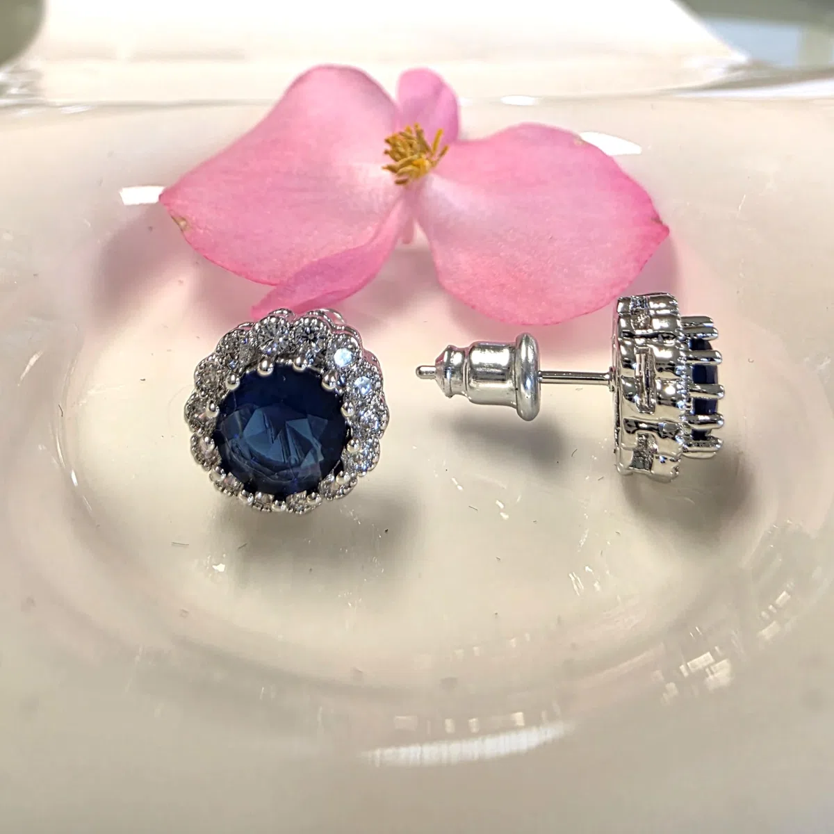 Crystalline Azuria 18ct Placcato Oro Bianco Rotondo Zirkonia Cristalli Orecchini Pendenti Orecchini a Lobo Gioielleria per Donne e Bambina