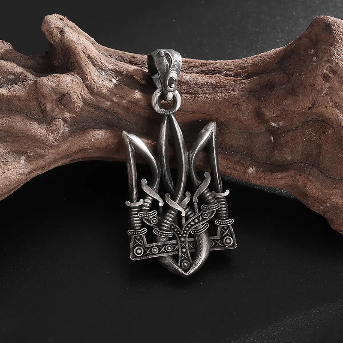 FFZHZHF Collane da uomo Gioielli da donna Retro Punk Nettuno Po eidon Collana con tridente Ucraina Emblema nazionale Ciondolo adatto per uomo Gioielli alla moda alla moda Acce orie Regalo